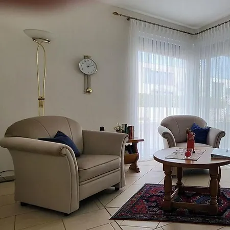 Σπίτι διακοπών Uitzicht Op De Pellenz *