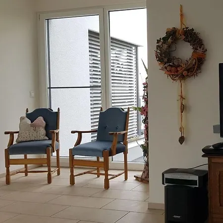 Uitzicht Op De Pellenz Eich (Rhein-Sieg)