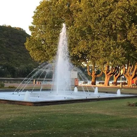 Uitzicht Op De Pellenz Holiday home Eich (Rhein-Sieg)