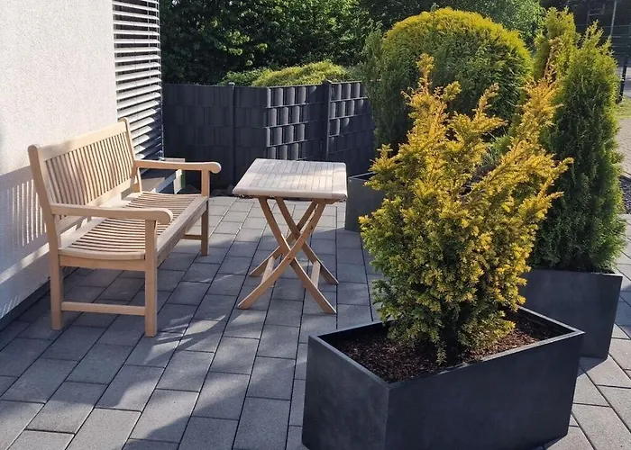 بيت للعطل Uitzicht Op De Pellenz